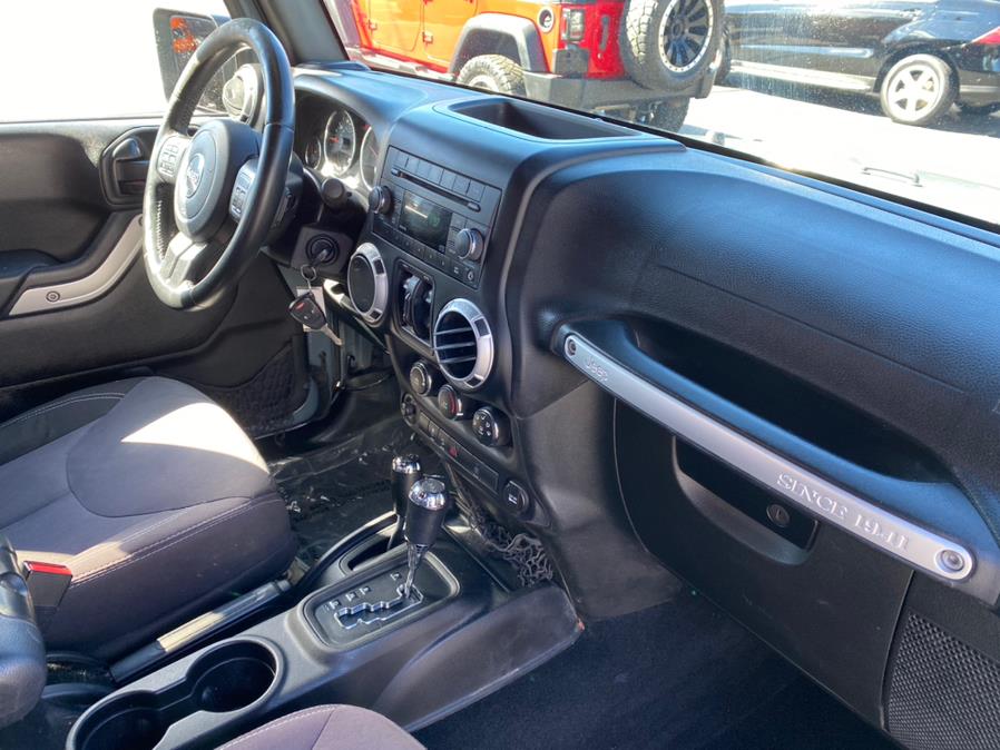 2015 Jeep Wrangler Unlimited 4WD 4dr Sahara, available for sale in Canton, Connecticut | Lava Motors 2 Inc. Canton, Connecticut 2015 Jeep Wrangler Unlimited 4WD 4dr Sahara, available for sale in Canton, Connecticut | Lava Motors 2 Inc. Canton, Connecticut