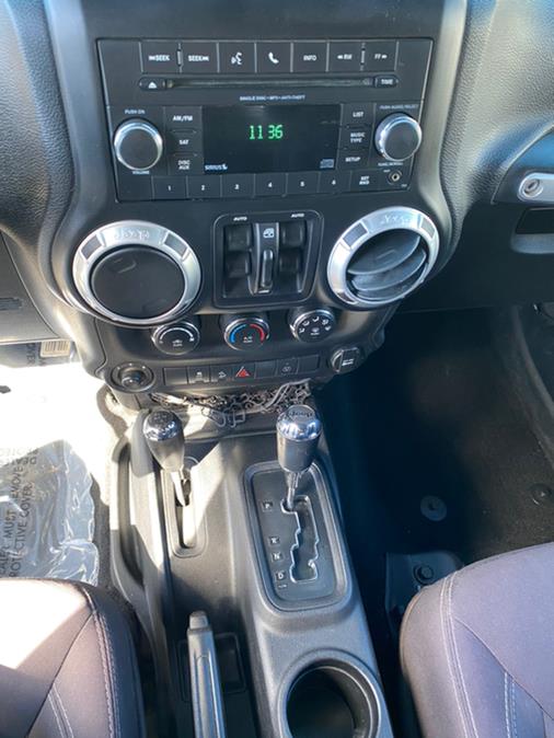 2015 Jeep Wrangler Unlimited 4WD 4dr Sahara, available for sale in Canton, Connecticut | Lava Motors 2 Inc. Canton, Connecticut 2015 Jeep Wrangler Unlimited 4WD 4dr Sahara, available for sale in Canton, Connecticut | Lava Motors 2 Inc. Canton, Connecticut