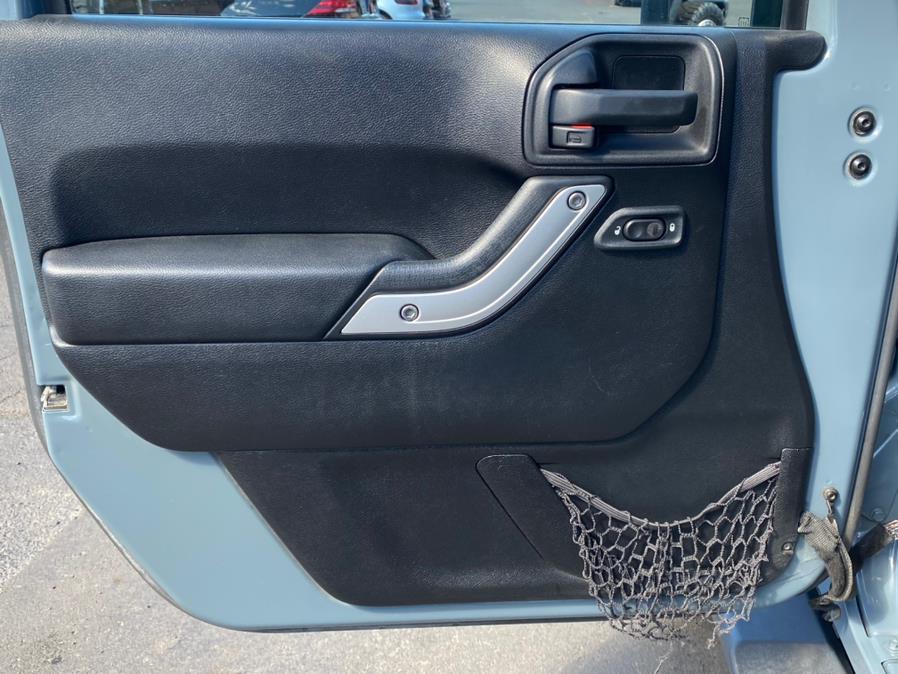 2015 Jeep Wrangler Unlimited 4WD 4dr Sahara, available for sale in Canton, Connecticut | Lava Motors 2 Inc. Canton, Connecticut 2015 Jeep Wrangler Unlimited 4WD 4dr Sahara, available for sale in Canton, Connecticut | Lava Motors 2 Inc. Canton, Connecticut