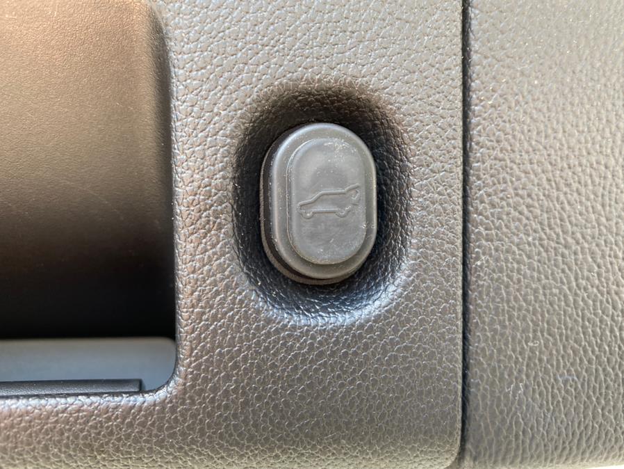 2016 Chevrolet Tahoe 4WD 4dr LT, available for sale in Canton, Connecticut | Lava Motors 2 Inc. Canton, Connecticut 2016 Chevrolet Tahoe 4WD 4dr LT, available for sale in Canton, Connecticut | Lava Motors 2 Inc. Canton, Connecticut