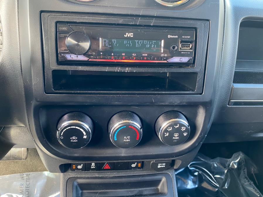 2016 Jeep Patriot 4WD 4dr Latitude, available for sale in Canton, Connecticut | Lava Motors 2 Inc. Canton, Connecticut 2016 Jeep Patriot 4WD 4dr Latitude, available for sale in Canton, Connecticut | Lava Motors 2 Inc. Canton, Connecticut