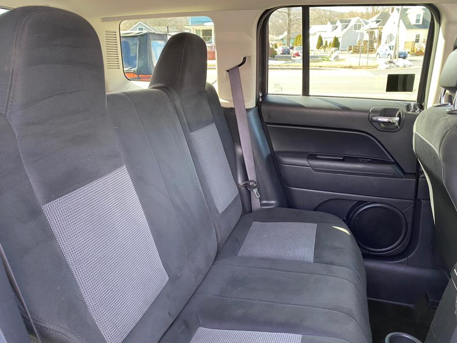 2016 Jeep Patriot 4WD 4dr Latitude, available for sale in Canton, Connecticut | Lava Motors 2 Inc. Canton, Connecticut 2016 Jeep Patriot 4WD 4dr Latitude, available for sale in Canton, Connecticut | Lava Motors 2 Inc. Canton, Connecticut