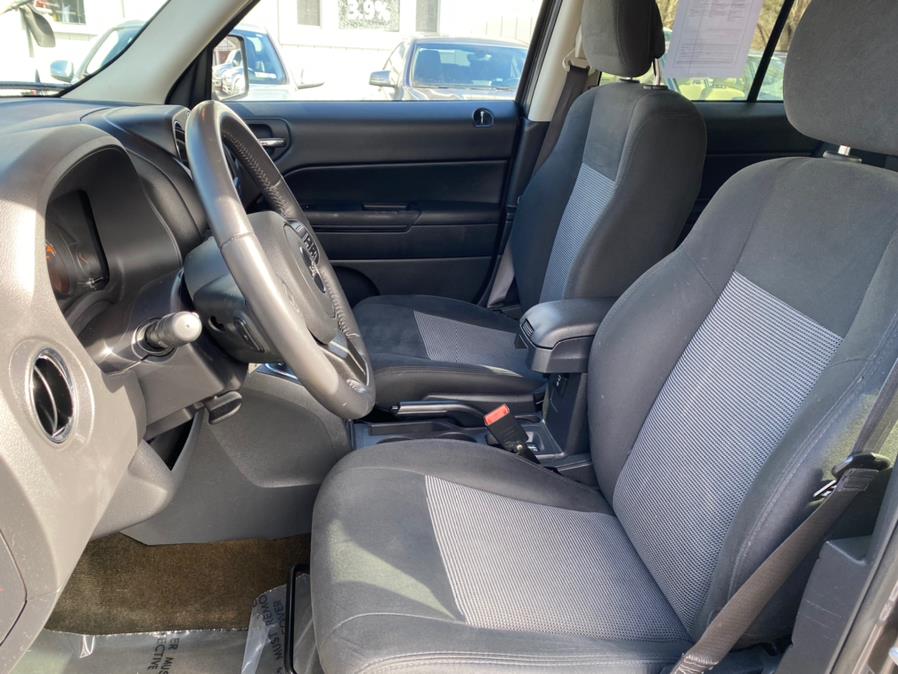 2016 Jeep Patriot 4WD 4dr Latitude, available for sale in Canton, Connecticut | Lava Motors 2 Inc. Canton, Connecticut 2016 Jeep Patriot 4WD 4dr Latitude, available for sale in Canton, Connecticut | Lava Motors 2 Inc. Canton, Connecticut
