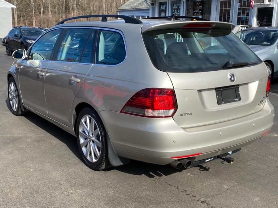 2013 Volkswagen Jetta SportWagen 4dr DSG TDI w/Sunroof & Nav, available for sale in Canton, Connecticut | Lava Motors 2 Inc. Canton, Connecticut 2013 Volkswagen Jetta SportWagen 4dr DSG TDI w/Sunroof & Nav, available for sale in Canton, Connecticut | Lava Motors 2 Inc. Canton, Connecticut