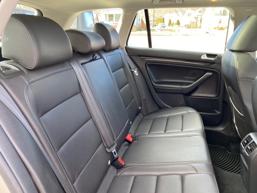 2013 Volkswagen Jetta SportWagen 4dr DSG TDI w/Sunroof & Nav, available for sale in Canton, Connecticut | Lava Motors 2 Inc. Canton, Connecticut 2013 Volkswagen Jetta SportWagen 4dr DSG TDI w/Sunroof & Nav, available for sale in Canton, Connecticut | Lava Motors 2 Inc. Canton, Connecticut