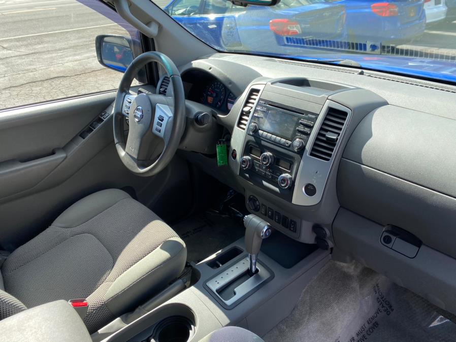 2014 Nissan Frontier 4WD Crew Cab SWB Auto SV, available for sale in Canton, Connecticut | Lava Motors 2 Inc. Canton, Connecticut 2014 Nissan Frontier 4WD Crew Cab SWB Auto SV, available for sale in Canton, Connecticut | Lava Motors 2 Inc. Canton, Connecticut