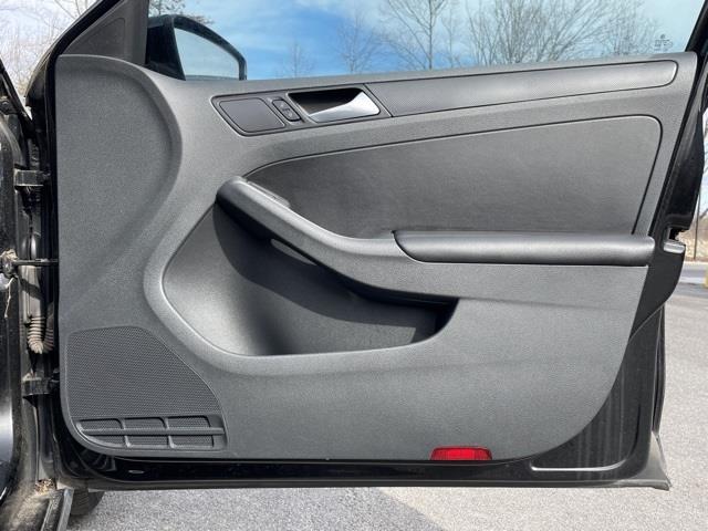 2014 Volkswagen Jetta 1.8T SE, available for sale in Brookfield, Connecticut | Blasius Federal Road. Brookfield, Connecticut 2014 Volkswagen Jetta 1.8T SE, available for sale in Brookfield, Connecticut | Blasius Federal Road. Brookfield, Connecticut