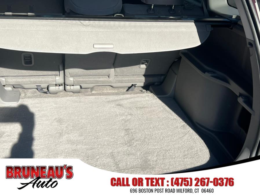 2011 Honda CR-V 4WD 5dr SE, available for sale in Milford, Connecticut | Bruneau's Auto Inc. Milford, Connecticut 2011 Honda CR-V 4WD 5dr SE, available for sale in Milford, Connecticut | Bruneau's Auto Inc. Milford, Connecticut