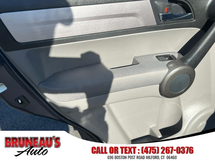 2011 Honda CR-V 4WD 5dr SE, available for sale in Milford, Connecticut | Bruneau's Auto Inc. Milford, Connecticut 2011 Honda CR-V 4WD 5dr SE, available for sale in Milford, Connecticut | Bruneau's Auto Inc. Milford, Connecticut