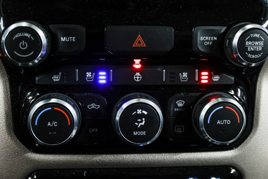 2019 Ram 1500 Laramie 4x4 Crew Cab 5''7" Box, available for sale in ELMONT, New York | 26 Motors Long Island. ELMONT, New York 2019 Ram 1500 Laramie 4x4 Crew Cab 5''7" Box, available for sale in ELMONT, New York | 26 Motors Long Island. ELMONT, New York