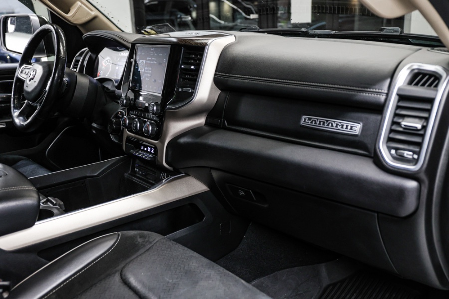2019 Ram 1500 Laramie 4x4 Crew Cab 5''7" Box, available for sale in ELMONT, New York | 26 Motors Long Island. ELMONT, New York 2019 Ram 1500 Laramie 4x4 Crew Cab 5''7" Box, available for sale in ELMONT, New York | 26 Motors Long Island. ELMONT, New York