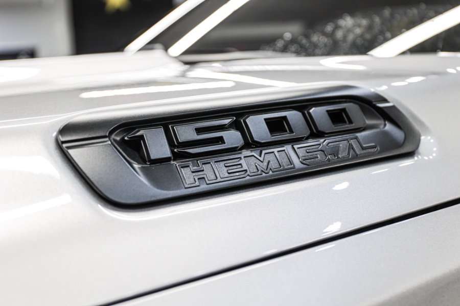 2019 Ram 1500 Laramie 4x4 Crew Cab 5''7" Box, available for sale in ELMONT, New York | 26 Motors Long Island. ELMONT, New York 2019 Ram 1500 Laramie 4x4 Crew Cab 5''7" Box, available for sale in ELMONT, New York | 26 Motors Long Island. ELMONT, New York