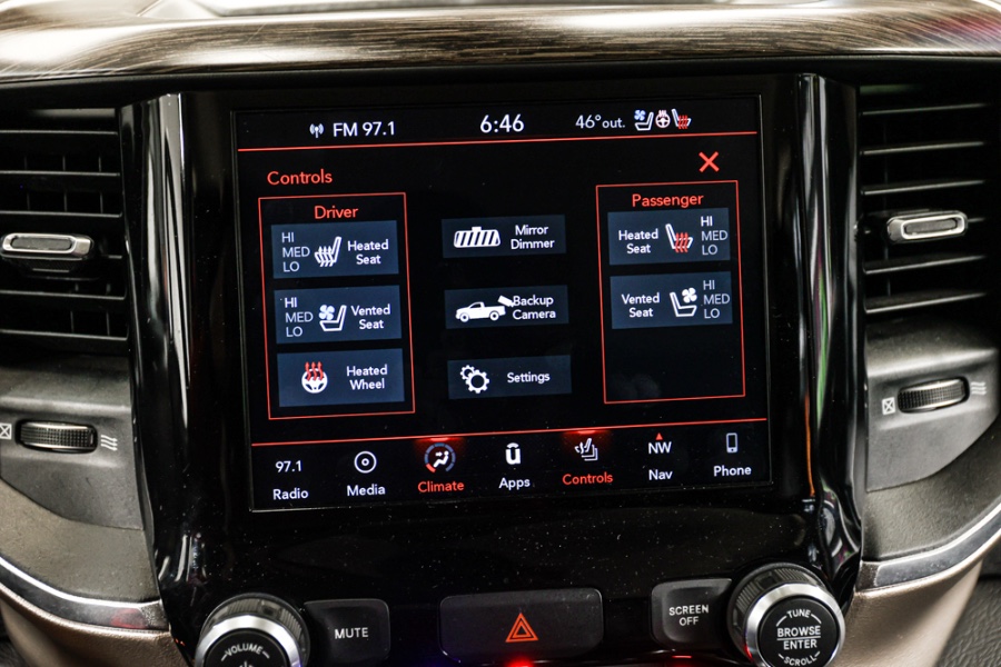 2019 Ram 1500 Laramie 4x4 Crew Cab 5''7" Box, available for sale in ELMONT, New York | 26 Motors Long Island. ELMONT, New York 2019 Ram 1500 Laramie 4x4 Crew Cab 5''7" Box, available for sale in ELMONT, New York | 26 Motors Long Island. ELMONT, New York