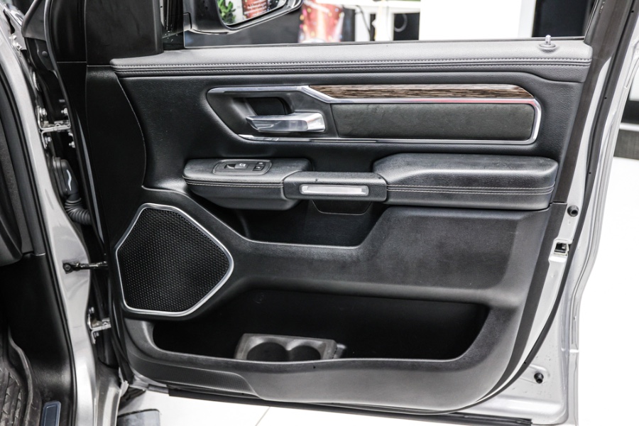 2019 Ram 1500 Laramie 4x4 Crew Cab 5''7" Box, available for sale in ELMONT, New York | 26 Motors Long Island. ELMONT, New York 2019 Ram 1500 Laramie 4x4 Crew Cab 5''7" Box, available for sale in ELMONT, New York | 26 Motors Long Island. ELMONT, New York