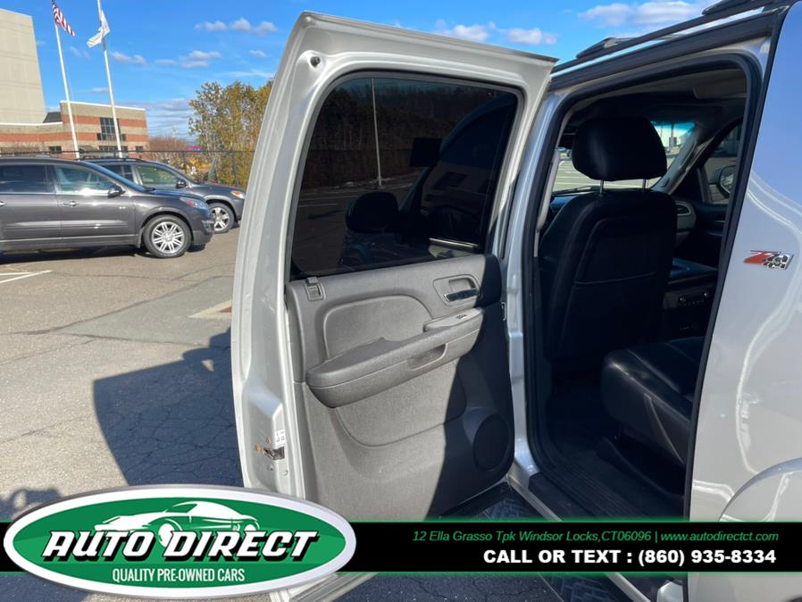 2011 Chevrolet Avalanche 4WD Crew Cab 130" LT, available for sale in Windsor Locks, Connecticut | Auto Direct LLC. Windsor Locks, Connecticut 2011 Chevrolet Avalanche 4WD Crew Cab 130" LT, available for sale in Windsor Locks, Connecticut | Auto Direct LLC. Windsor Locks, Connecticut