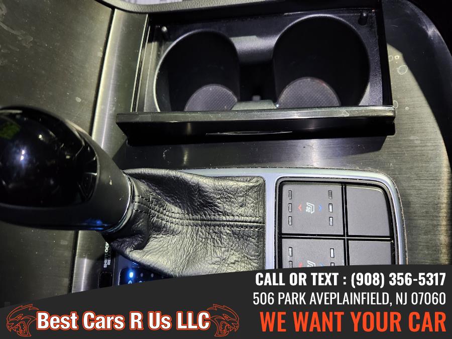 2016 Hyundai Azera 4dr Sdn, available for sale in Plainfield, New Jersey | Best Cars R Us LLC. Plainfield, New Jersey 2016 Hyundai Azera 4dr Sdn, available for sale in Plainfield, New Jersey | Best Cars R Us LLC. Plainfield, New Jersey