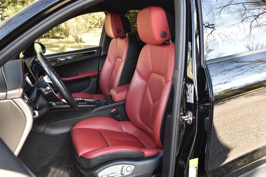 2019 Porsche Macan Base AWD 4dr SUV, available for sale in Great Neck, New York | Camy Cars. Great Neck, New York 2019 Porsche Macan Base AWD 4dr SUV, available for sale in Great Neck, New York | Camy Cars. Great Neck, New York