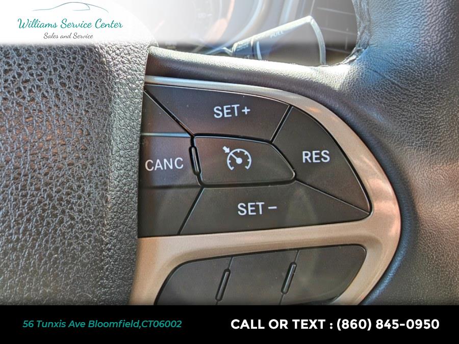 2014 Jeep Cherokee 4WD 4dr Latitude, available for sale in Bloomfield, Connecticut | Williams Service Center. Bloomfield, Connecticut 2014 Jeep Cherokee 4WD 4dr Latitude, available for sale in Bloomfield, Connecticut | Williams Service Center. Bloomfield, Connecticut