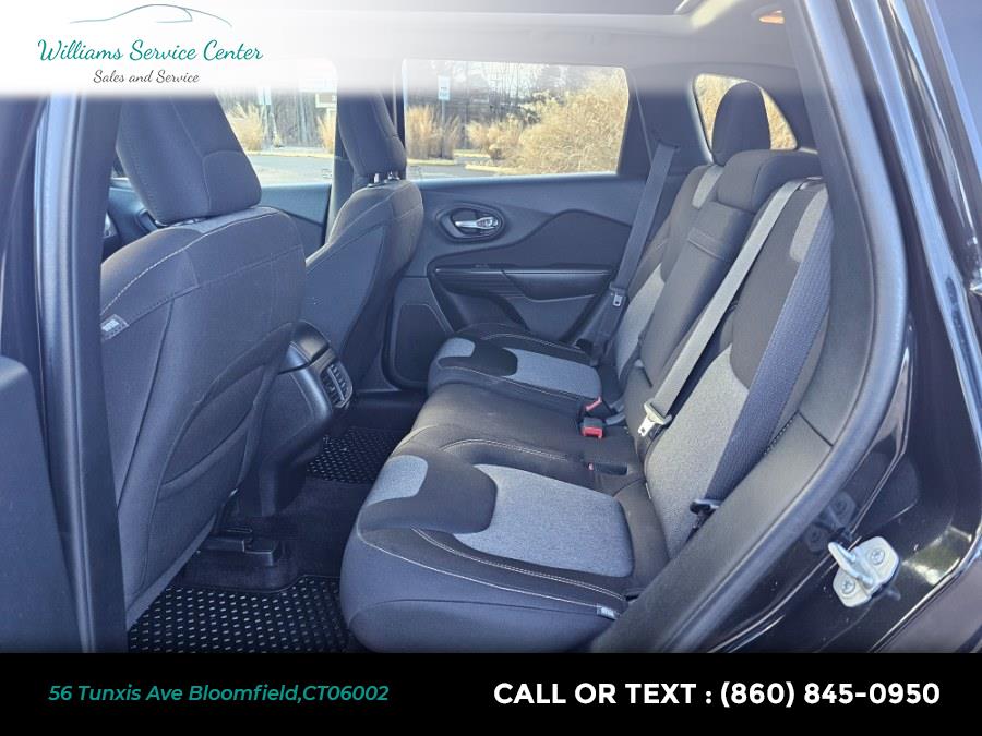 2014 Jeep Cherokee 4WD 4dr Latitude, available for sale in Bloomfield, Connecticut | Williams Service Center. Bloomfield, Connecticut 2014 Jeep Cherokee 4WD 4dr Latitude, available for sale in Bloomfield, Connecticut | Williams Service Center. Bloomfield, Connecticut
