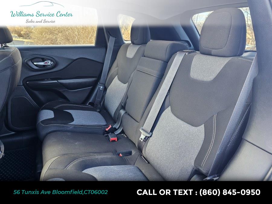 2014 Jeep Cherokee 4WD 4dr Latitude, available for sale in Bloomfield, Connecticut | Williams Service Center. Bloomfield, Connecticut 2014 Jeep Cherokee 4WD 4dr Latitude, available for sale in Bloomfield, Connecticut | Williams Service Center. Bloomfield, Connecticut