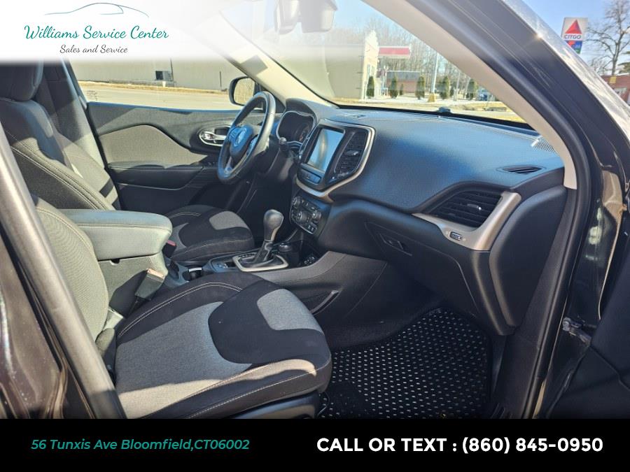 2014 Jeep Cherokee 4WD 4dr Latitude, available for sale in Bloomfield, Connecticut | Williams Service Center. Bloomfield, Connecticut 2014 Jeep Cherokee 4WD 4dr Latitude, available for sale in Bloomfield, Connecticut | Williams Service Center. Bloomfield, Connecticut