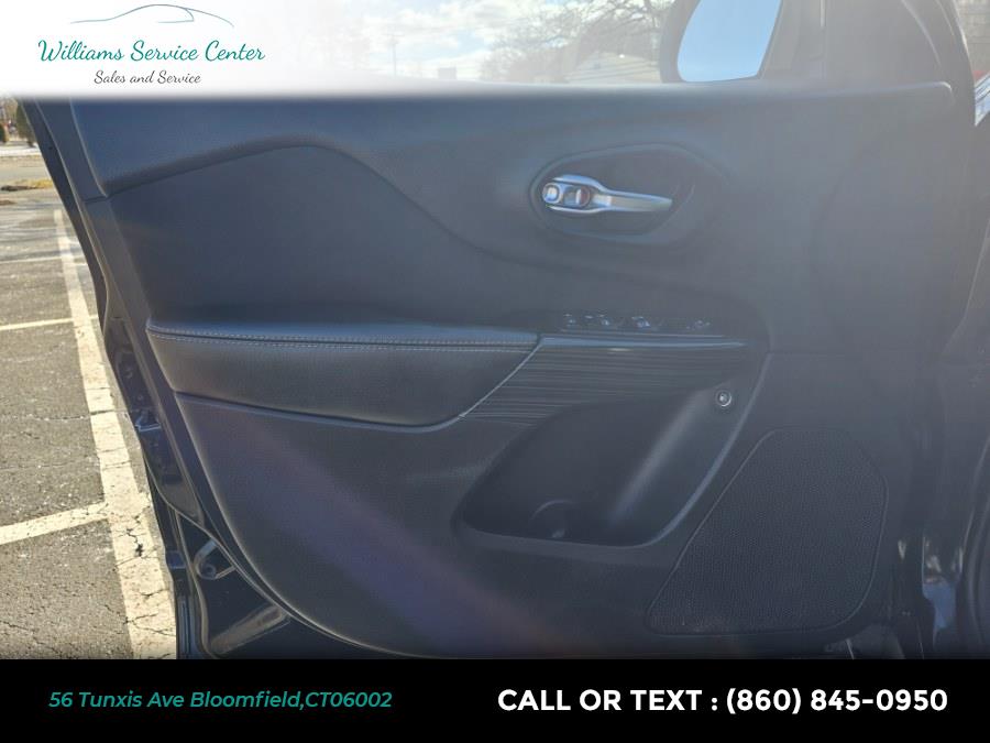 2014 Jeep Cherokee 4WD 4dr Latitude, available for sale in Bloomfield, Connecticut | Williams Service Center. Bloomfield, Connecticut 2014 Jeep Cherokee 4WD 4dr Latitude, available for sale in Bloomfield, Connecticut | Williams Service Center. Bloomfield, Connecticut