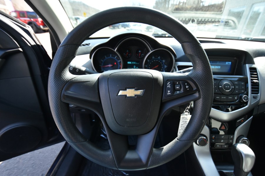 2014 Chevrolet Cruze 4dr Sdn Auto LS, available for sale in Waterbury, Connecticut | Highline Car Connection. Waterbury, Connecticut 2014 Chevrolet Cruze 4dr Sdn Auto LS, available for sale in Waterbury, Connecticut | Highline Car Connection. Waterbury, Connecticut