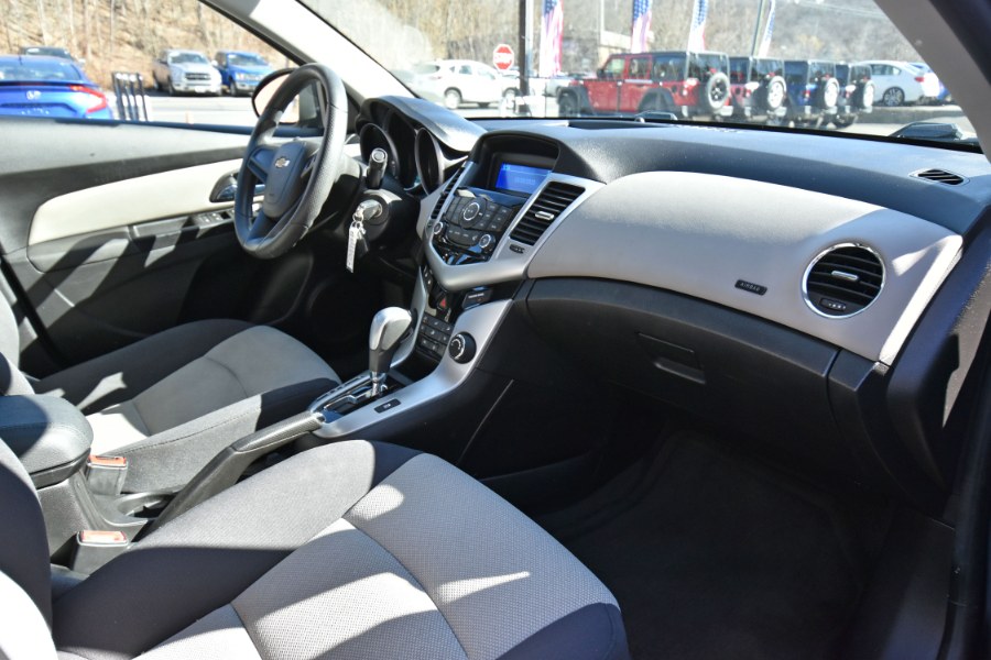 2014 Chevrolet Cruze 4dr Sdn Auto LS, available for sale in Waterbury, Connecticut | Highline Car Connection. Waterbury, Connecticut 2014 Chevrolet Cruze 4dr Sdn Auto LS, available for sale in Waterbury, Connecticut | Highline Car Connection. Waterbury, Connecticut