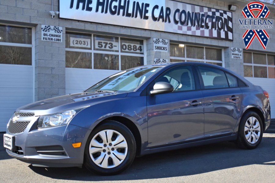 Used 2014 Chevrolet Cruze in Waterbury, Connecticut | Highline Car Connection. Waterbury, Connecticut