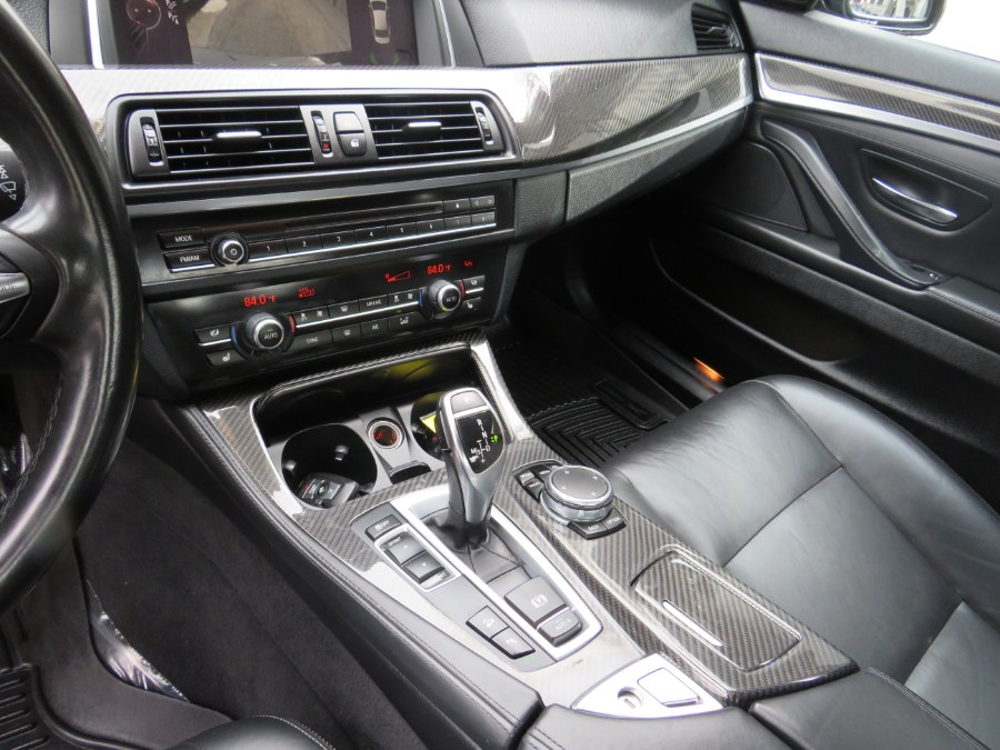 2016 BMW 5 Series 4dr Sdn 535i xDrive AWD, available for sale in Middle Village, New York | Road Masters II INC. Middle Village, New York 2016 BMW 5 Series 4dr Sdn 535i xDrive AWD, available for sale in Middle Village, New York | Road Masters II INC. Middle Village, New York