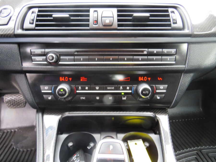 2016 BMW 5 Series 4dr Sdn 535i xDrive AWD, available for sale in Middle Village, New York | Road Masters II INC. Middle Village, New York 2016 BMW 5 Series 4dr Sdn 535i xDrive AWD, available for sale in Middle Village, New York | Road Masters II INC. Middle Village, New York