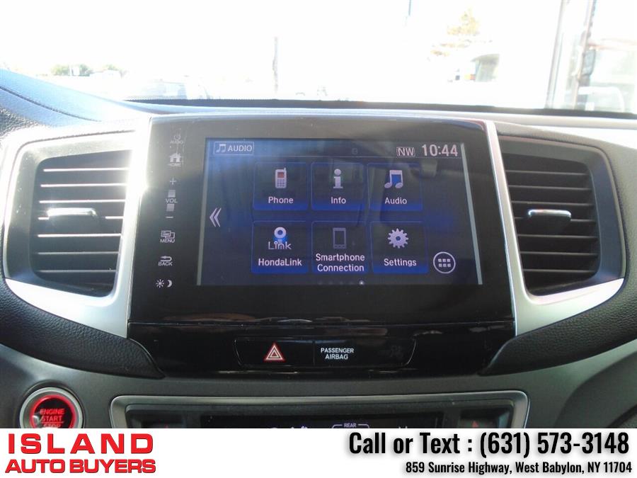 2017 Honda Pilot EX L AWD 4dr SUV, available for sale in West Babylon, New York | Island Auto Buyers. West Babylon, New York 2017 Honda Pilot EX L AWD 4dr SUV, available for sale in West Babylon, New York | Island Auto Buyers. West Babylon, New York