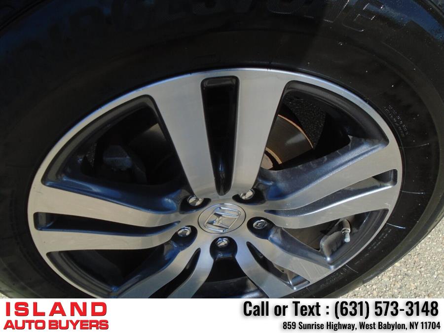2017 Honda Pilot EX L AWD 4dr SUV, available for sale in West Babylon, New York | Island Auto Buyers. West Babylon, New York 2017 Honda Pilot EX L AWD 4dr SUV, available for sale in West Babylon, New York | Island Auto Buyers. West Babylon, New York