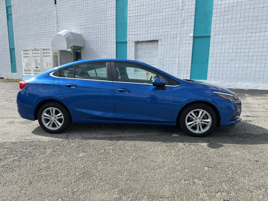 2018 Chevrolet Cruze 4dr Sdn 1.4L LT w/1SD, available for sale in Milford, Connecticut | Dealertown Auto Wholesalers. Milford, Connecticut 2018 Chevrolet Cruze 4dr Sdn 1.4L LT w/1SD, available for sale in Milford, Connecticut | Dealertown Auto Wholesalers. Milford, Connecticut