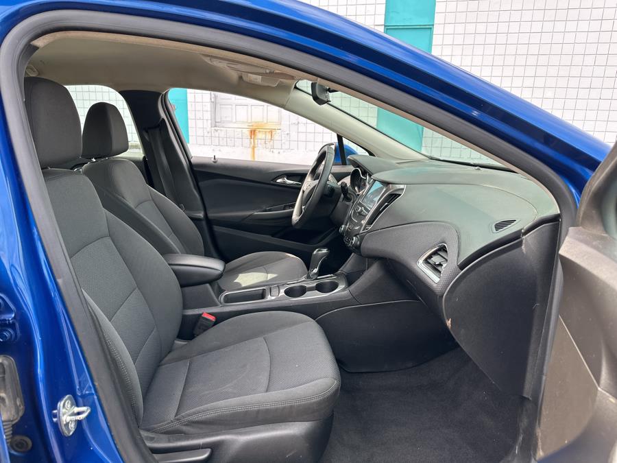 2018 Chevrolet Cruze 4dr Sdn 1.4L LT w/1SD, available for sale in Milford, Connecticut | Dealertown Auto Wholesalers. Milford, Connecticut 2018 Chevrolet Cruze 4dr Sdn 1.4L LT w/1SD, available for sale in Milford, Connecticut | Dealertown Auto Wholesalers. Milford, Connecticut
