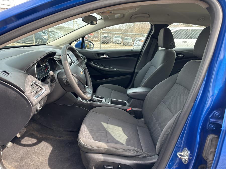 2018 Chevrolet Cruze 4dr Sdn 1.4L LT w/1SD, available for sale in Milford, Connecticut | Dealertown Auto Wholesalers. Milford, Connecticut 2018 Chevrolet Cruze 4dr Sdn 1.4L LT w/1SD, available for sale in Milford, Connecticut | Dealertown Auto Wholesalers. Milford, Connecticut
