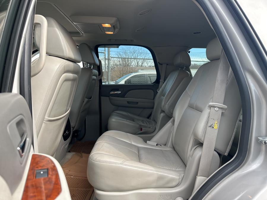 2007 Chevrolet Tahoe 4WD 4dr 1500 LTZ, available for sale in Milford, Connecticut | Dealertown Auto Wholesalers. Milford, Connecticut 2007 Chevrolet Tahoe 4WD 4dr 1500 LTZ, available for sale in Milford, Connecticut | Dealertown Auto Wholesalers. Milford, Connecticut