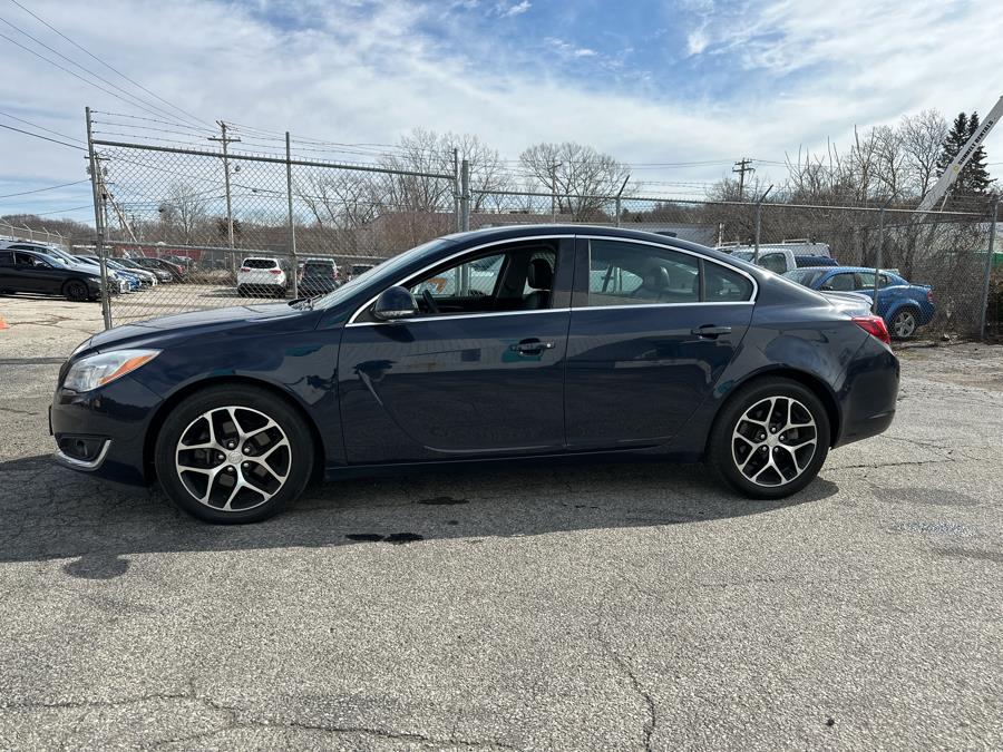 2017 Buick Regal 4dr Sdn Sport Touring FWD, available for sale in Milford, Connecticut | Dealertown Auto Wholesalers. Milford, Connecticut