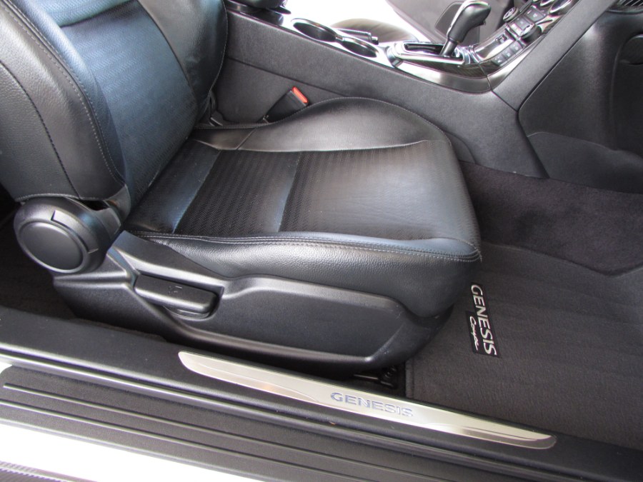 2014 Hyundai Genesis Coupe 2dr V6 3.8L Man Ultimate, available for sale in Orlando, Florida | VIP Auto Enterprise, Inc. Orlando, Florida 2014 Hyundai Genesis Coupe 2dr V6 3.8L Man Ultimate, available for sale in Orlando, Florida | VIP Auto Enterprise, Inc. Orlando, Florida
