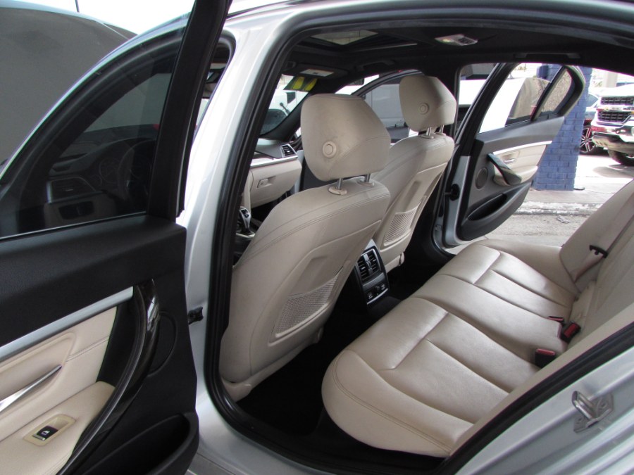 2017 BMW 3 Series 330i xDrive Sedan, available for sale in Orlando, Florida | VIP Auto Enterprise, Inc. Orlando, Florida 2017 BMW 3 Series 330i xDrive Sedan, available for sale in Orlando, Florida | VIP Auto Enterprise, Inc. Orlando, Florida