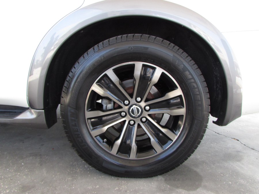 2017 Nissan Armada 4x2 Platinum, available for sale in Orlando, Florida | VIP Auto Enterprise, Inc. Orlando, Florida 2017 Nissan Armada 4x2 Platinum, available for sale in Orlando, Florida | VIP Auto Enterprise, Inc. Orlando, Florida