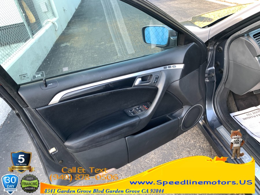 2004 Acura TL 4dr Sdn 3.2L Auto w/Navigation, available for sale in Garden Grove, California | Speedline Motors. Garden Grove, California 2004 Acura TL 4dr Sdn 3.2L Auto w/Navigation, available for sale in Garden Grove, California | Speedline Motors. Garden Grove, California