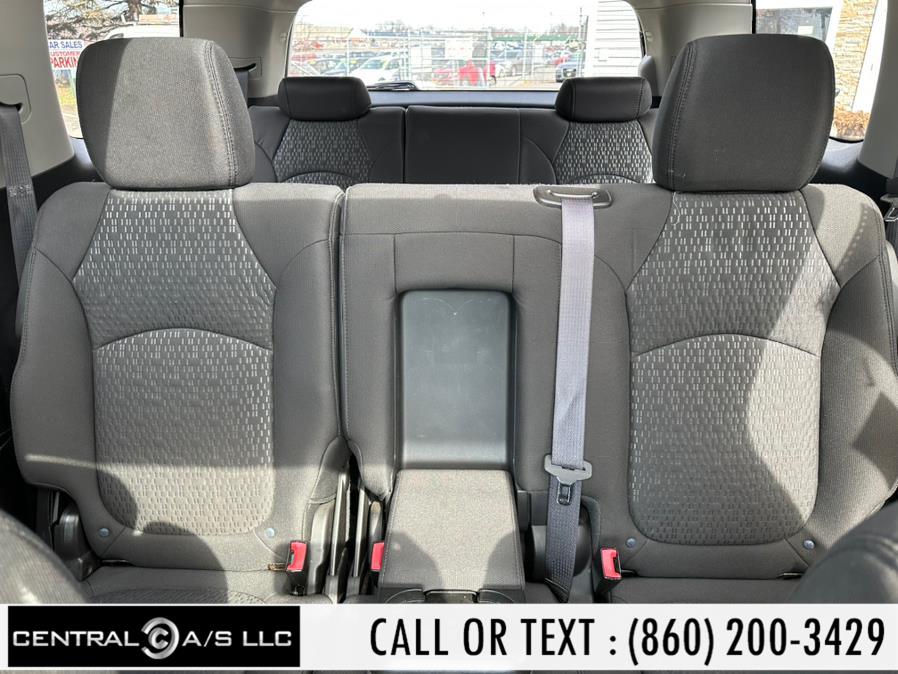 2011 GMC Acadia AWD 4dr SLE, available for sale in East Windsor, Connecticut | Central A/S LLC. East Windsor, Connecticut 2011 GMC Acadia AWD 4dr SLE, available for sale in East Windsor, Connecticut | Central A/S LLC. East Windsor, Connecticut