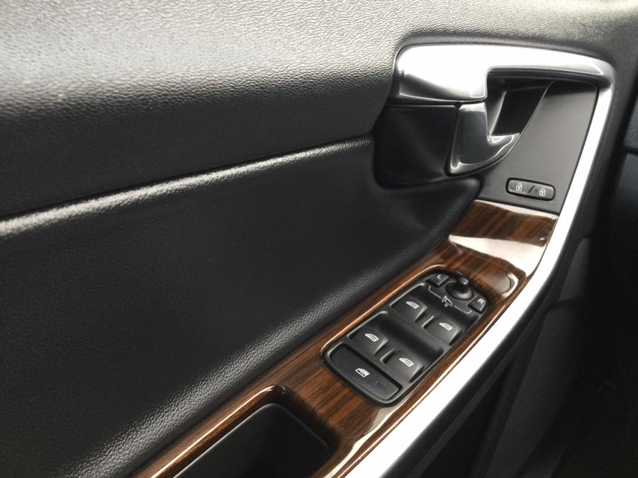 2015 Volvo S60 2015.5 4dr Sdn T5 Platinum AWD, available for sale in Plantsville, Connecticut | L&S Automotive LLC. Plantsville, Connecticut 2015 Volvo S60 2015.5 4dr Sdn T5 Platinum AWD, available for sale in Plantsville, Connecticut | L&S Automotive LLC. Plantsville, Connecticut
