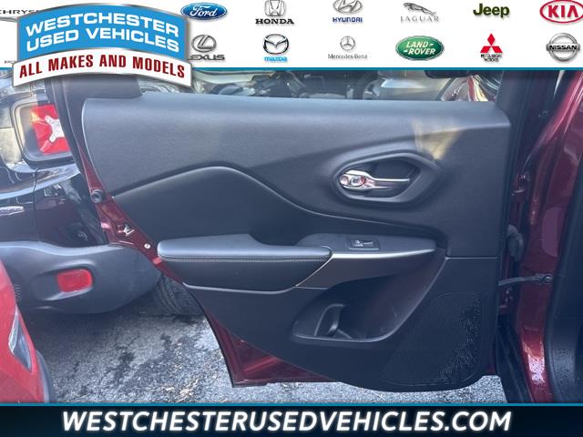 2020 Jeep Cherokee Limited, available for sale in White Plains, New York | Westchester Used Vehicles. White Plains, New York 2020 Jeep Cherokee Limited, available for sale in White Plains, New York | Westchester Used Vehicles. White Plains, New York