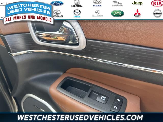 2021 Jeep Grand Cherokee Summit, available for sale in White Plains, New York | Westchester Used Vehicles. White Plains, New York 2021 Jeep Grand Cherokee Summit, available for sale in White Plains, New York | Westchester Used Vehicles. White Plains, New York