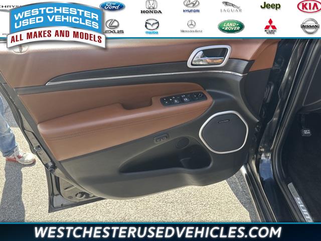 2021 Jeep Grand Cherokee Summit, available for sale in White Plains, New York | Westchester Used Vehicles. White Plains, New York 2021 Jeep Grand Cherokee Summit, available for sale in White Plains, New York | Westchester Used Vehicles. White Plains, New York