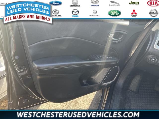 2019 Jeep Compass Latitude, available for sale in White Plains, New York | Westchester Used Vehicles. White Plains, New York 2019 Jeep Compass Latitude, available for sale in White Plains, New York | Westchester Used Vehicles. White Plains, New York