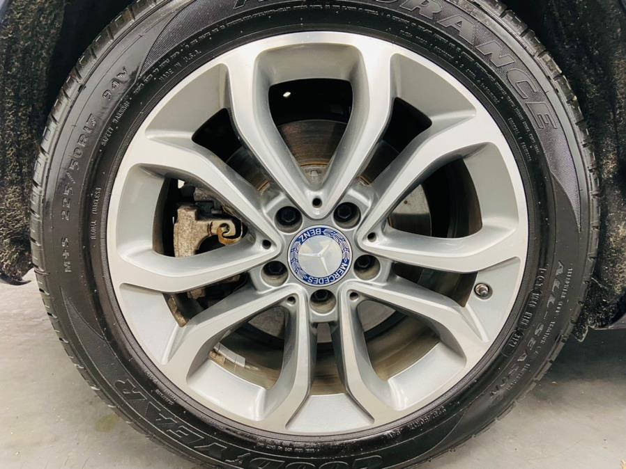 2015 Mercedes-Benz C-Class 4dr Sdn C300 Luxury 4MATIC, available for sale in Linden, New Jersey | East Coast Auto Group. Linden, New Jersey 2015 Mercedes-Benz C-Class 4dr Sdn C300 Luxury 4MATIC, available for sale in Linden, New Jersey | East Coast Auto Group. Linden, New Jersey