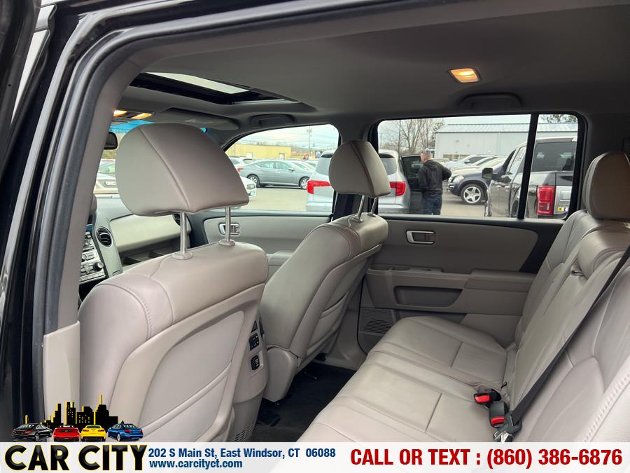 2013 Honda Pilot 4WD 4dr EX-L, available for sale in East Windsor, Connecticut | Car City LLC. East Windsor, Connecticut 2013 Honda Pilot 4WD 4dr EX-L, available for sale in East Windsor, Connecticut | Car City LLC. East Windsor, Connecticut